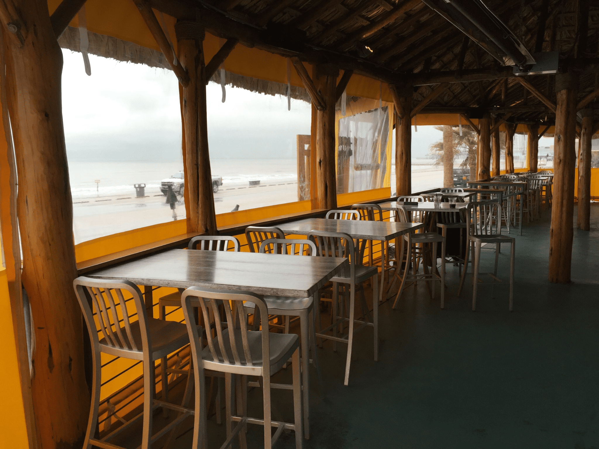 Designing an Inviting Outdoor Restaurant Space Enclosure Guy